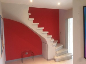 Escalier béton teinté