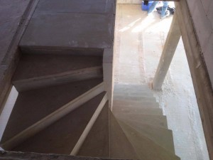Escalier béton brut