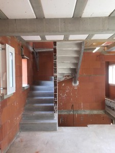 Escalier béton brut