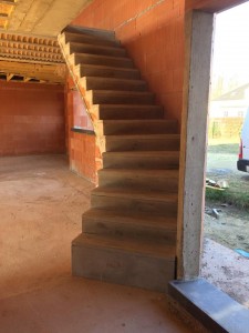 Escalier béton brut