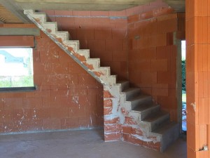 Escalier béton brut
