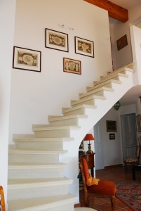 Escalier béton teinté